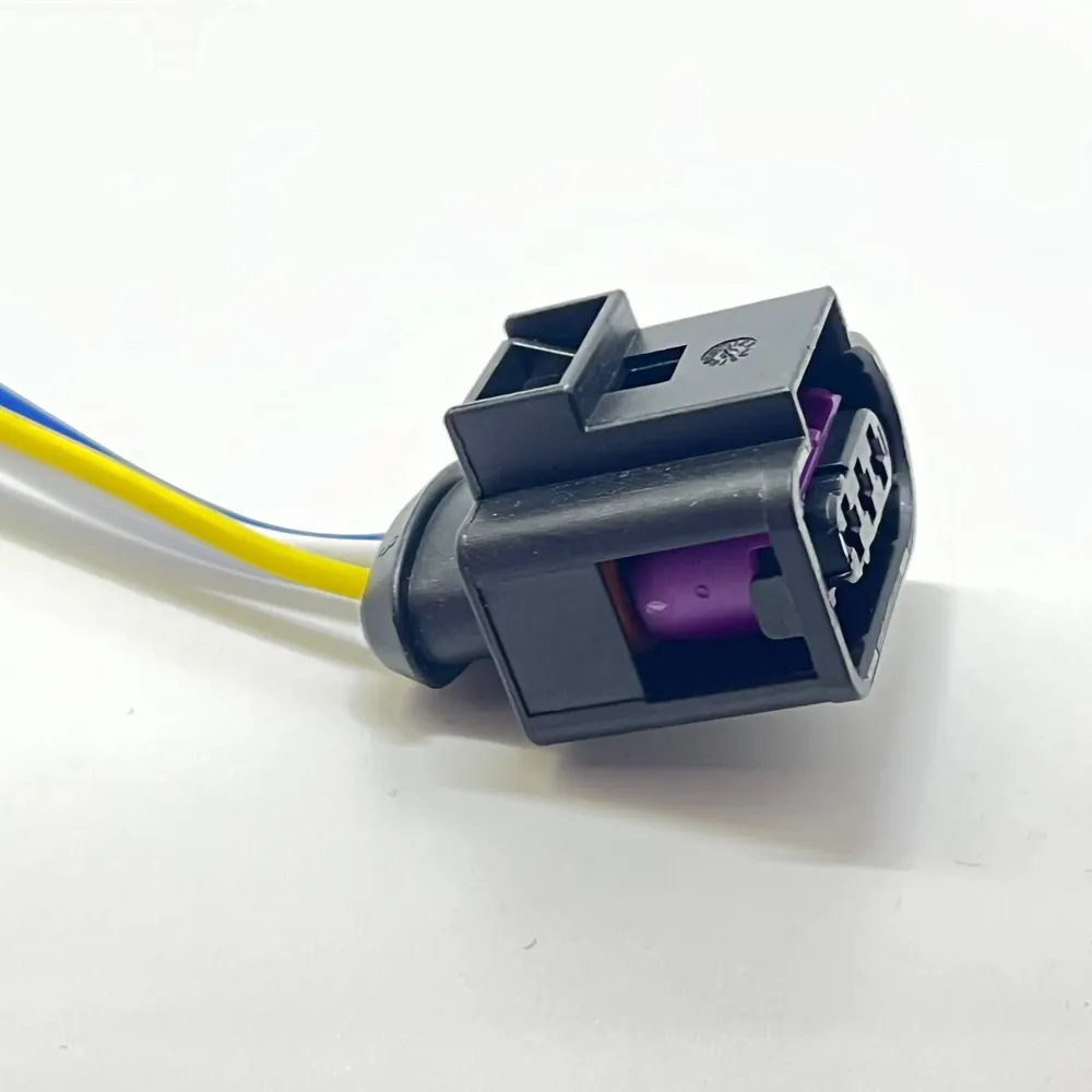 Разъем для рампы Vag 4d0 971 993a (арт.120) в интернет-магазине АвтоЭлектрика